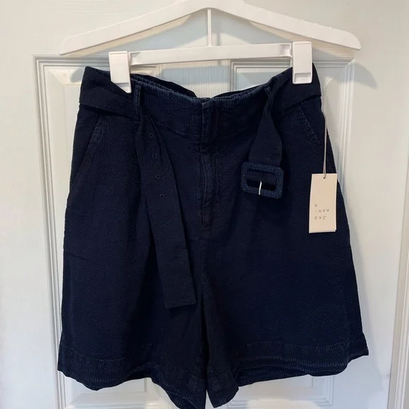 Target high-waisted shorts - Picture 1 of 5